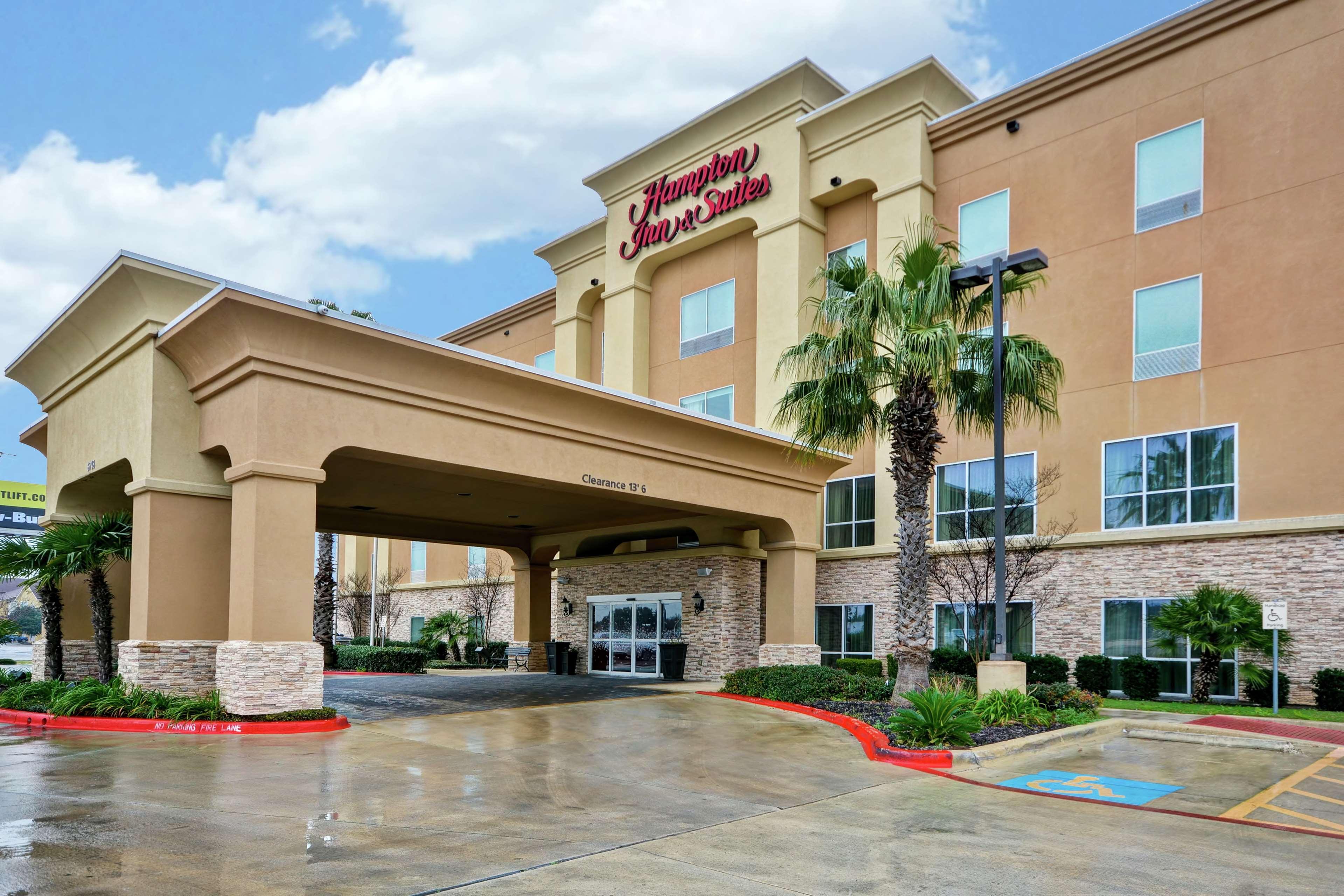 Hampton Inn & Suites San Antonio/Northeast I-35 Exterior photo
