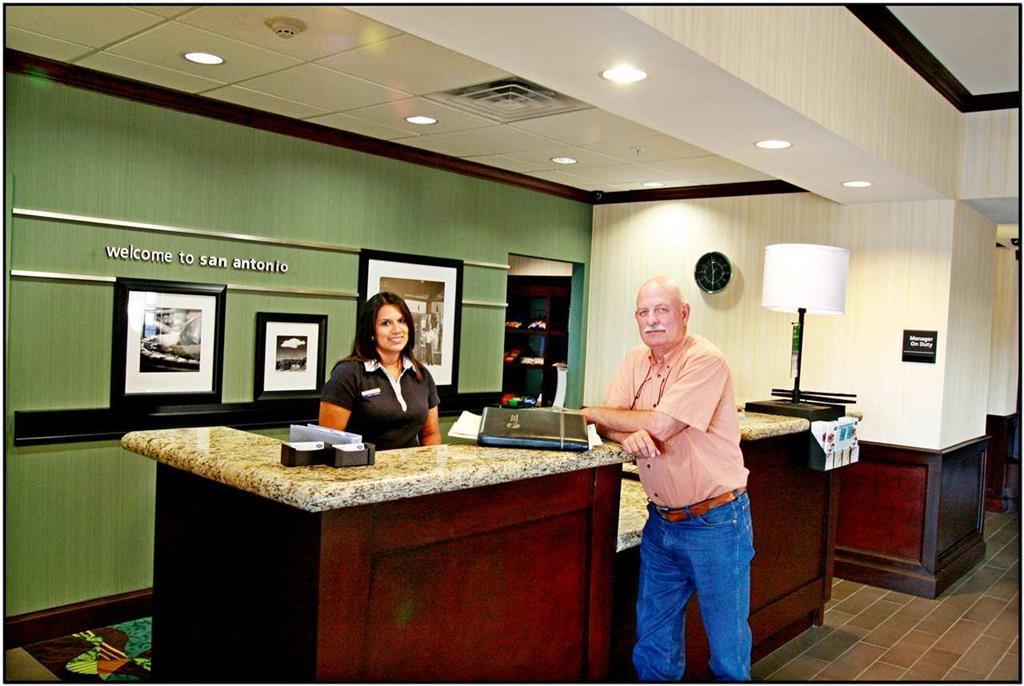 Hampton Inn & Suites San Antonio/Northeast I-35 Interior photo